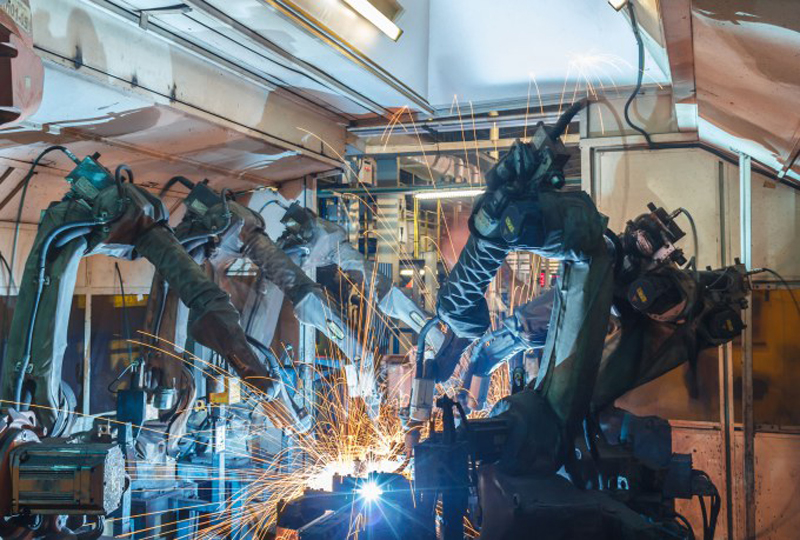 Automatización del trabajo: hombre vs robot