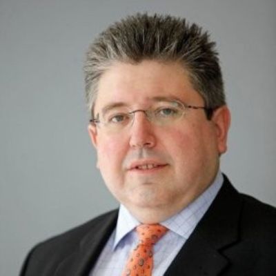 Dr. José Mª Cela